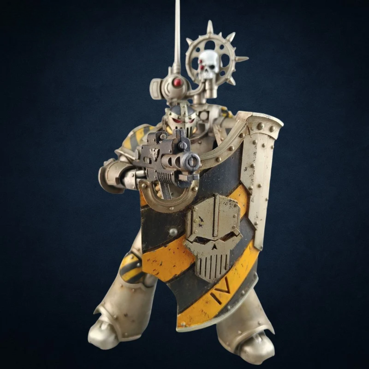 Iron Warriors MKIII Tactical Legionary (Custom Weathered Paint + Custom Head & Shield)