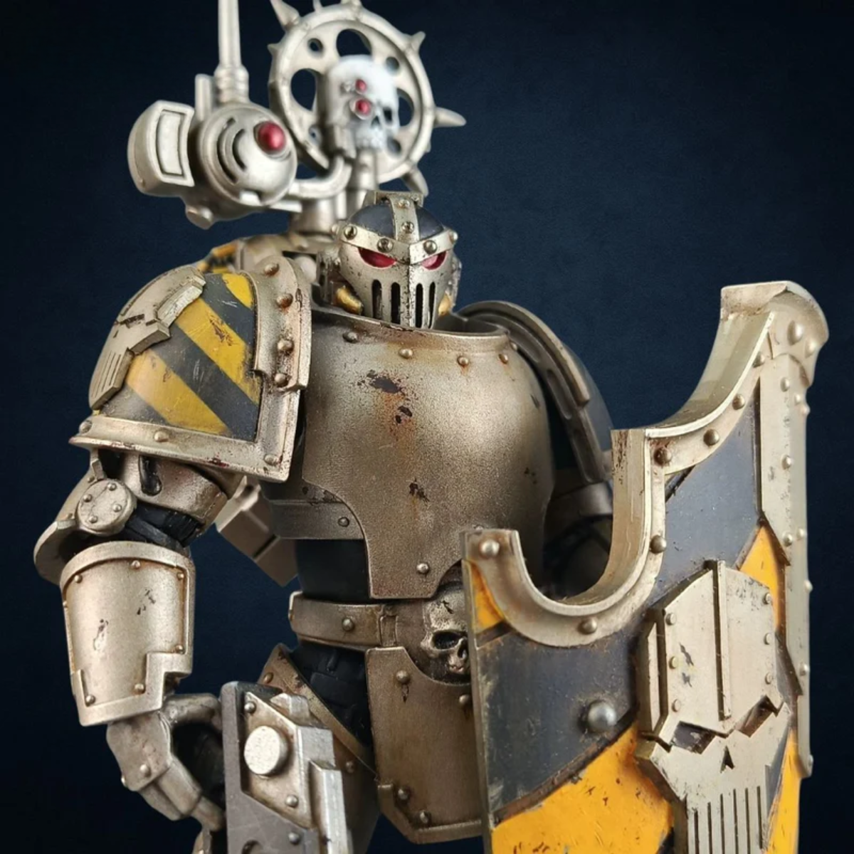 Iron Warriors MKIII Tactical Legionary (Custom Weathered Paint + Custom Head & Shield)